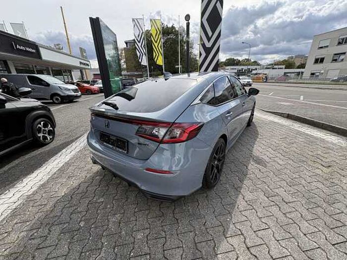 Honda Civic e:HEV Advance AHK Black-Emblem-Kit