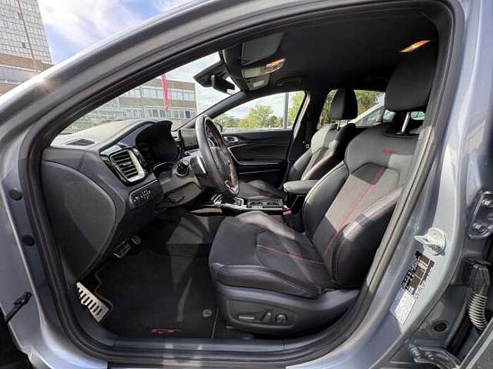 Kia cee'd / Ceed 1.6T-GDI GT