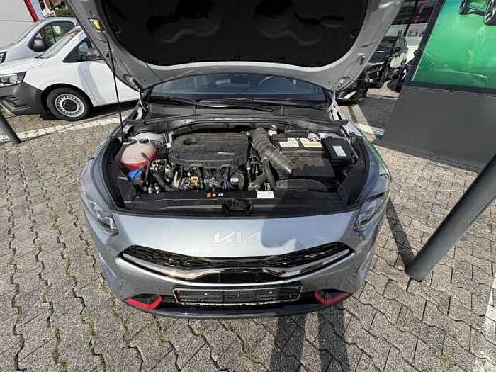 Kia cee'd / Ceed 1.6T-GDI GT