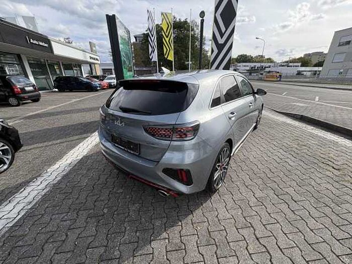 Kia cee'd / Ceed 1.6T-GDI GT