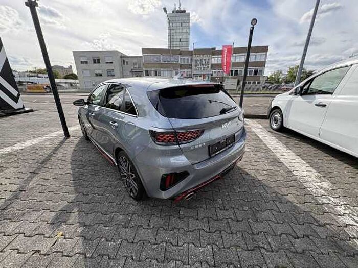 Kia cee'd / Ceed 1.6T-GDI GT