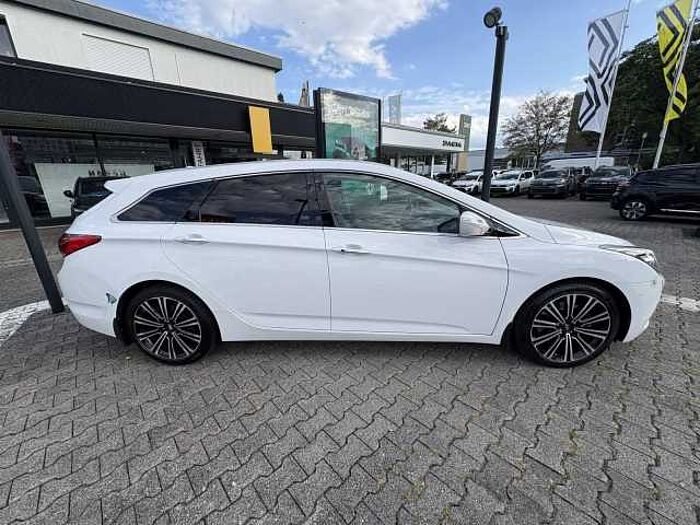 Hyundai i40 1.7 CRDi Premium Blue
