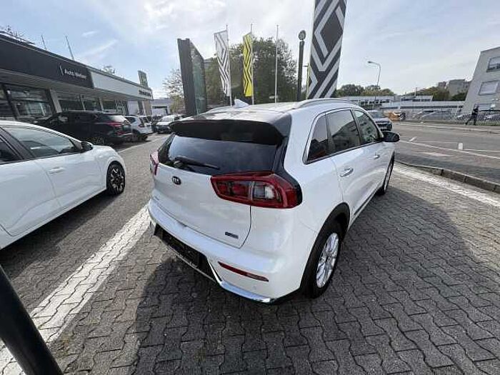 Kia Niro 1.6 Plug-in Hybrid Vision