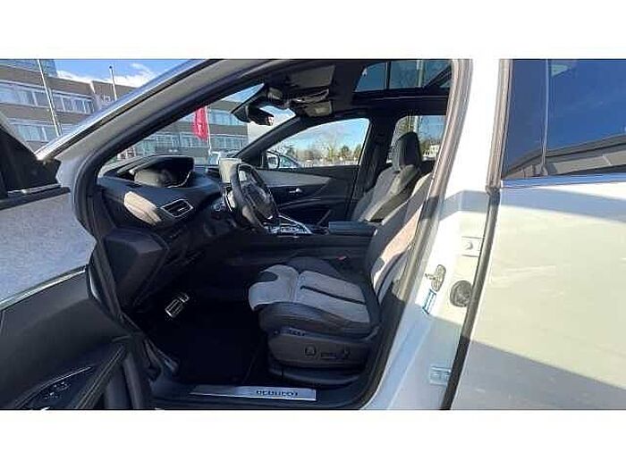 Peugeot 3008 Hybrid4 300 GT 1.6 Plug-In EU6d- Allrad Hybrid4 300 GT 1.6 Plug-In EU6d- Allrad