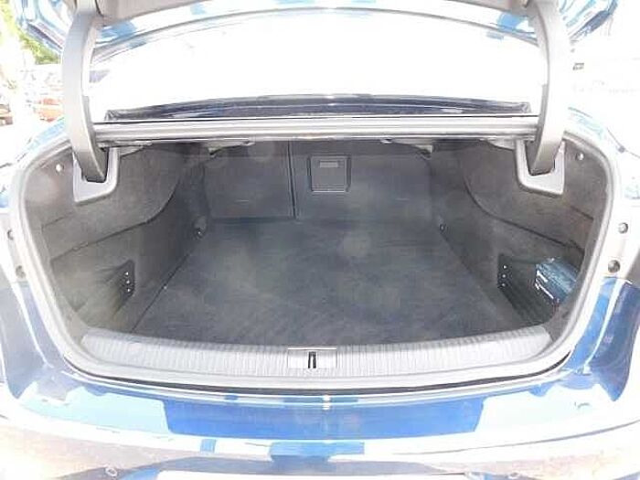 Renault Talisman Initiale Paris 1.8 TCe 225 Initiale Paris 1.8 TCe 225 EU6d-T