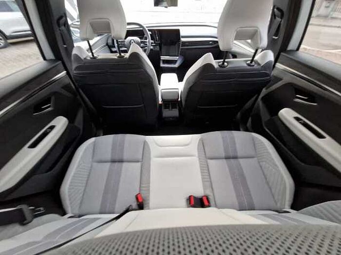 Renault Scenic E-TECH Iconic 220 LongRange