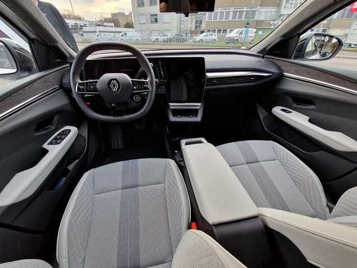 Renault Scenic E-TECH Iconic 220 LongRange