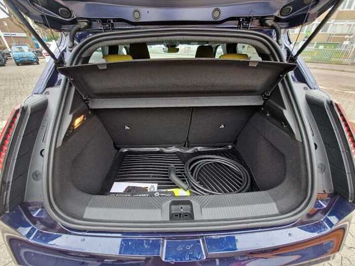 Renault R 5 E-Tech Electric 150 Urban Range Iconic Five