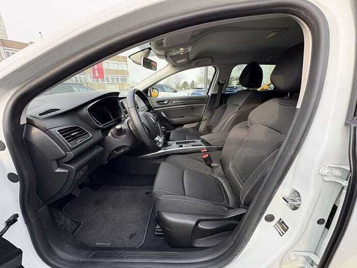 Renault Megane IV Grandtour Limited TCe 140