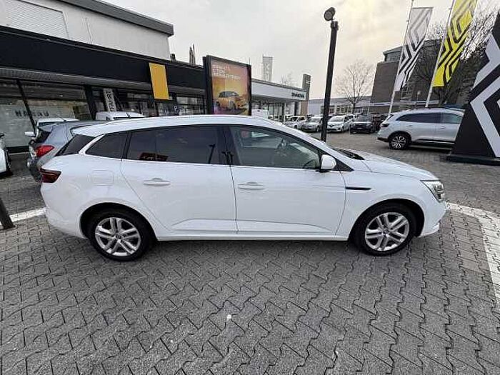 Renault Megane IV Grandtour Limited TCe 140