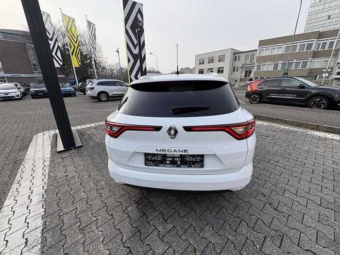 Renault Megane IV Grandtour Limited TCe 140