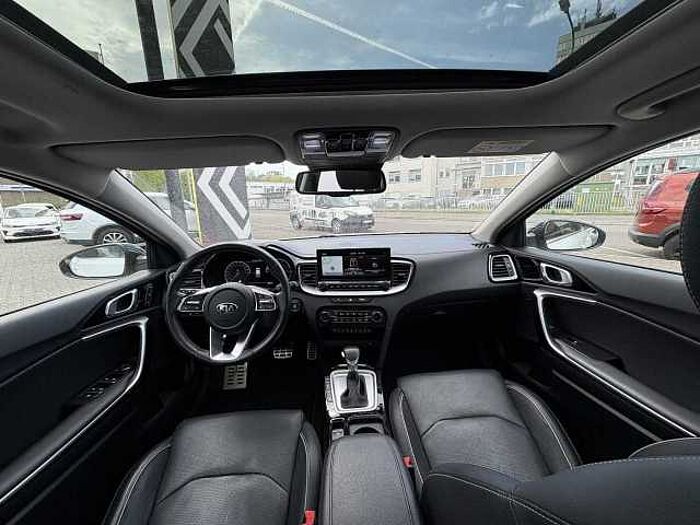 Kia XCeed Platinum Edition