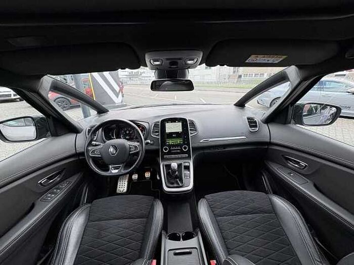 Renault Scenic IV Black Edition TCe 140