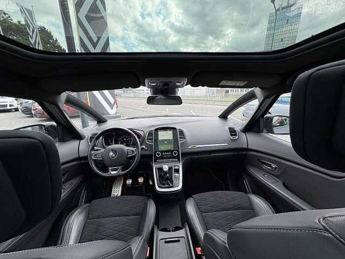 Renault Scenic IV Black Edition TCe 140