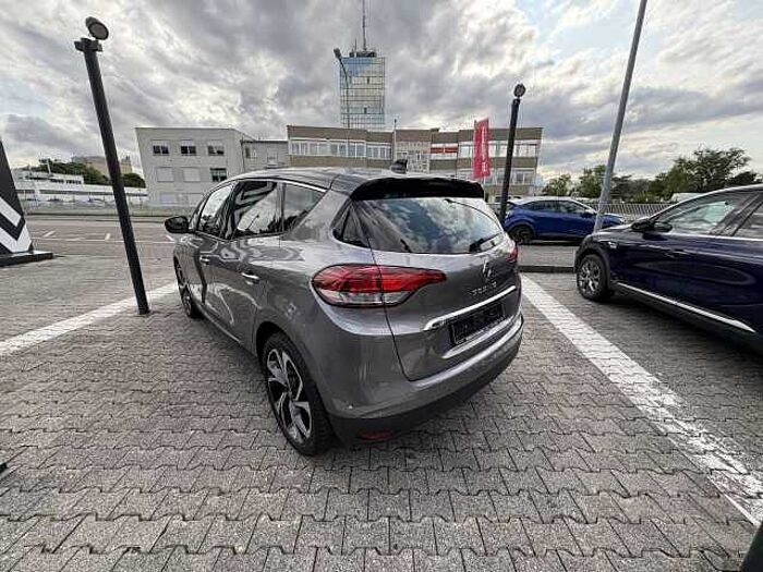 Renault Scenic IV Black Edition TCe 140