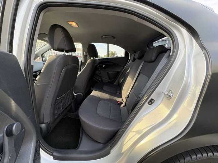 Kia Rio Edition 7