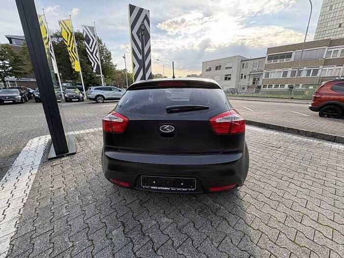 Kia Rio Edition 7