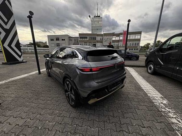 Renault Megane E-TECH Electric Iconic EV60 220HP E-Tech