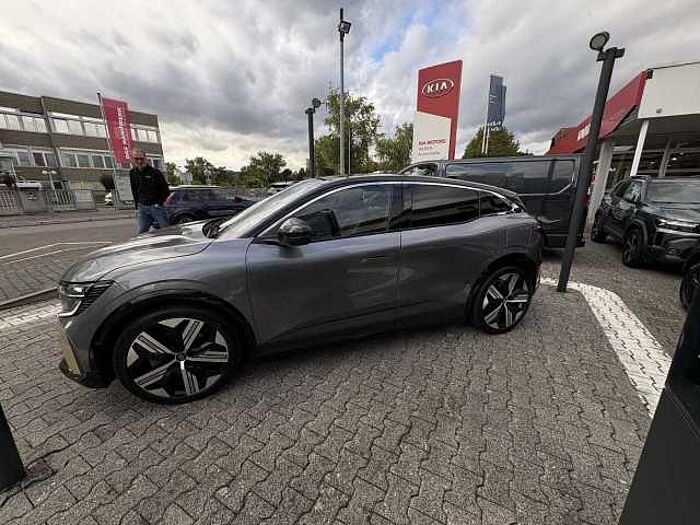 Renault Megane E-TECH Electric Iconic EV60 220HP E-Tech