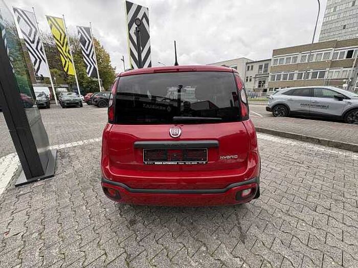 Fiat Panda Red Myld Hybrid