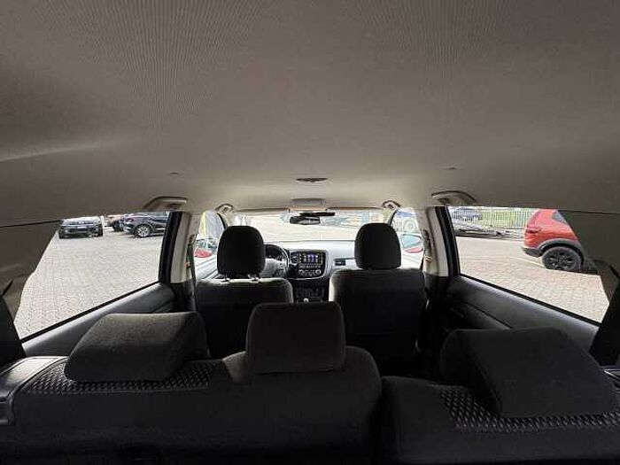 Mitsubishi Outlander Plus 4WD 2.2DI-D