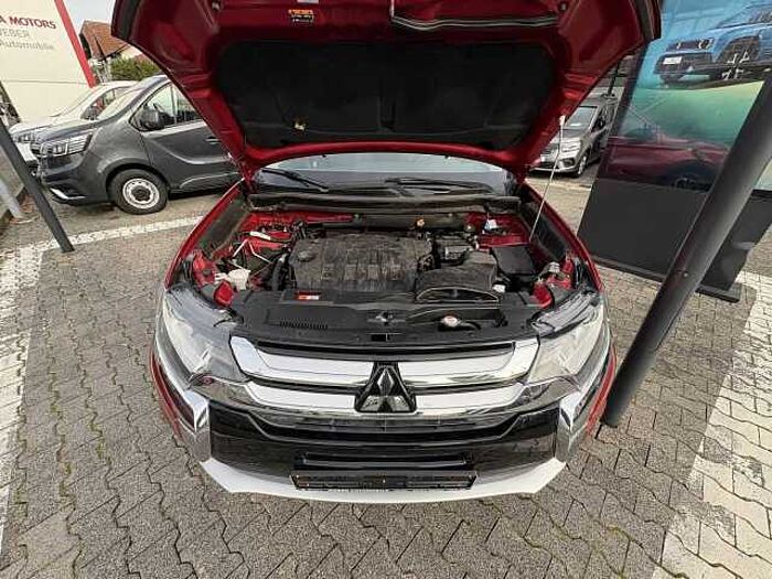Mitsubishi Outlander Plus 4WD 2.2DI-D
