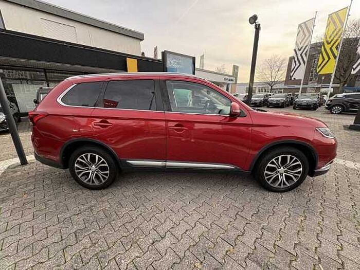 Mitsubishi Outlander Plus 4WD 2.2DI-D