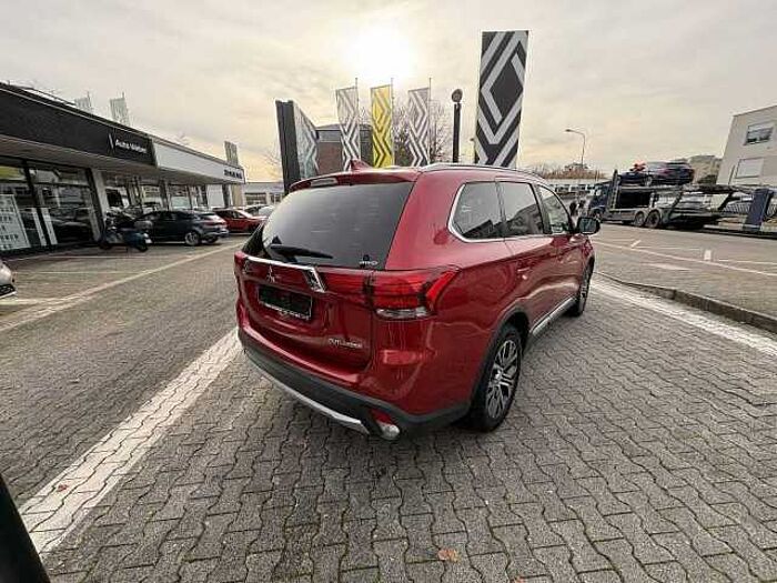 Mitsubishi Outlander Plus 4WD 2.2DI-D