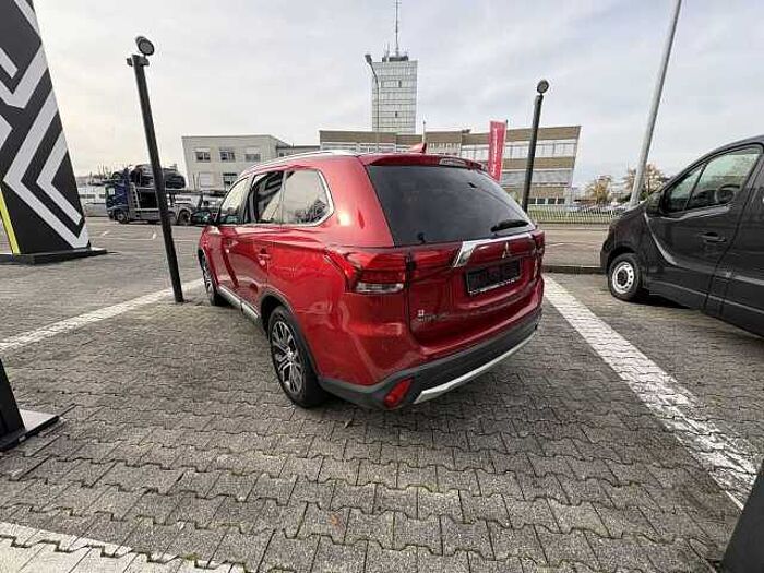 Mitsubishi Outlander Plus 4WD 2.2DI-D