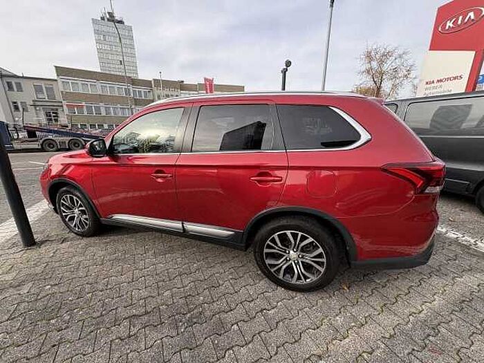 Mitsubishi Outlander Plus 4WD 2.2DI-D